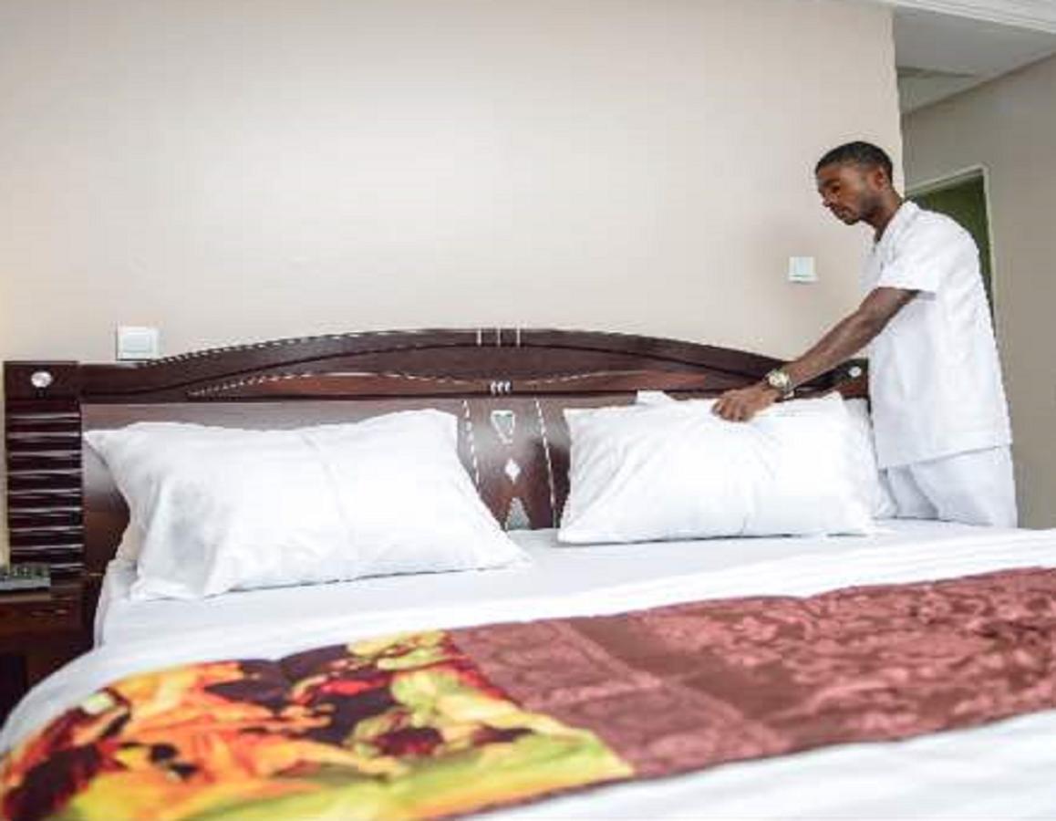 215 West Apartment Abuja Esterno foto