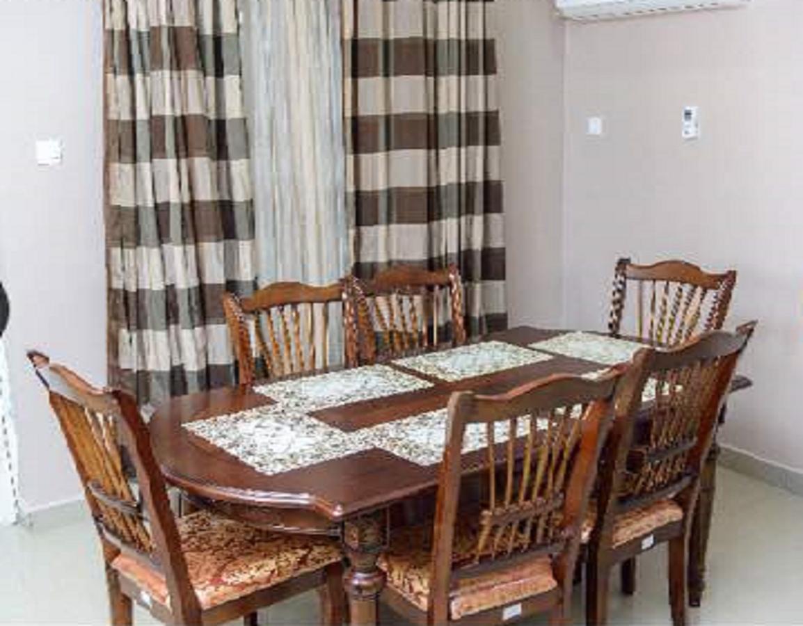 215 West Apartment Abuja Esterno foto