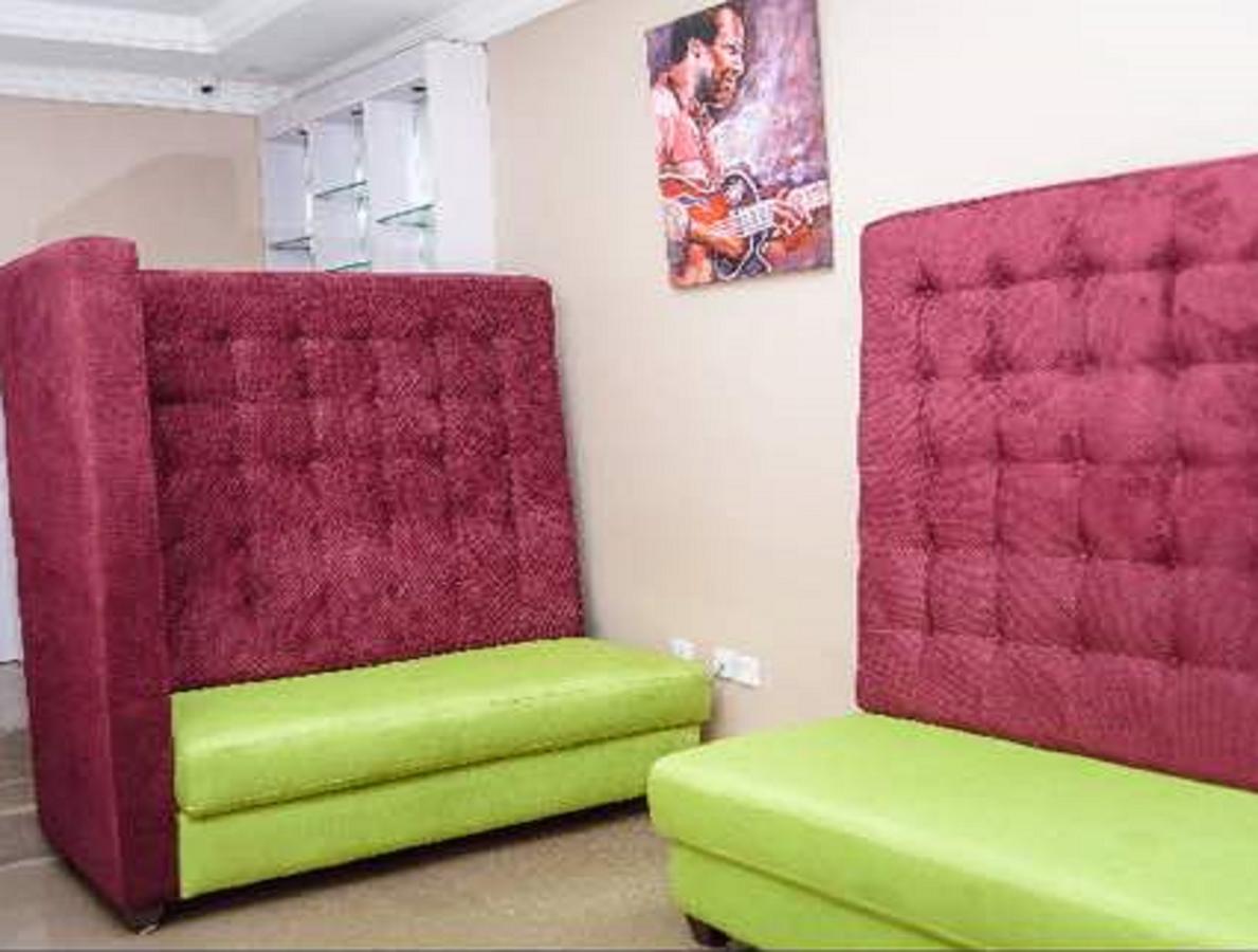 215 West Apartment Abuja Esterno foto